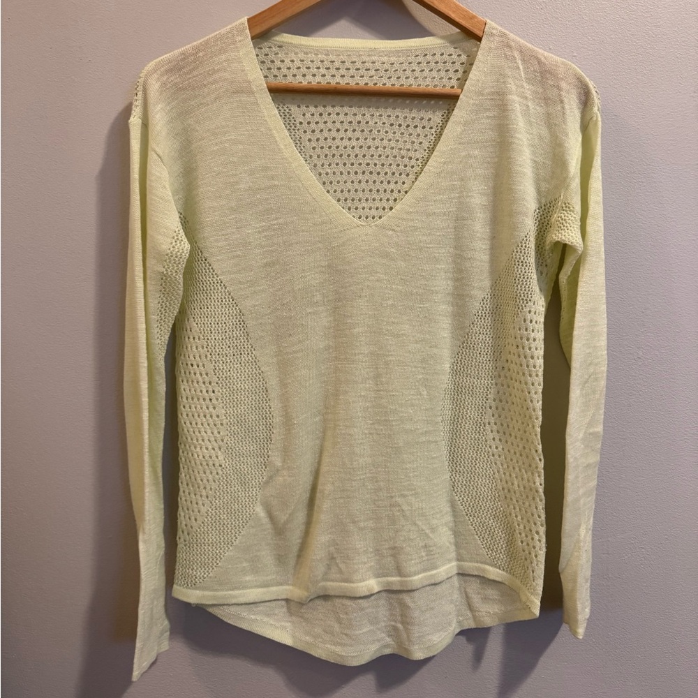 VINTAGE LULULEMON SWEATER